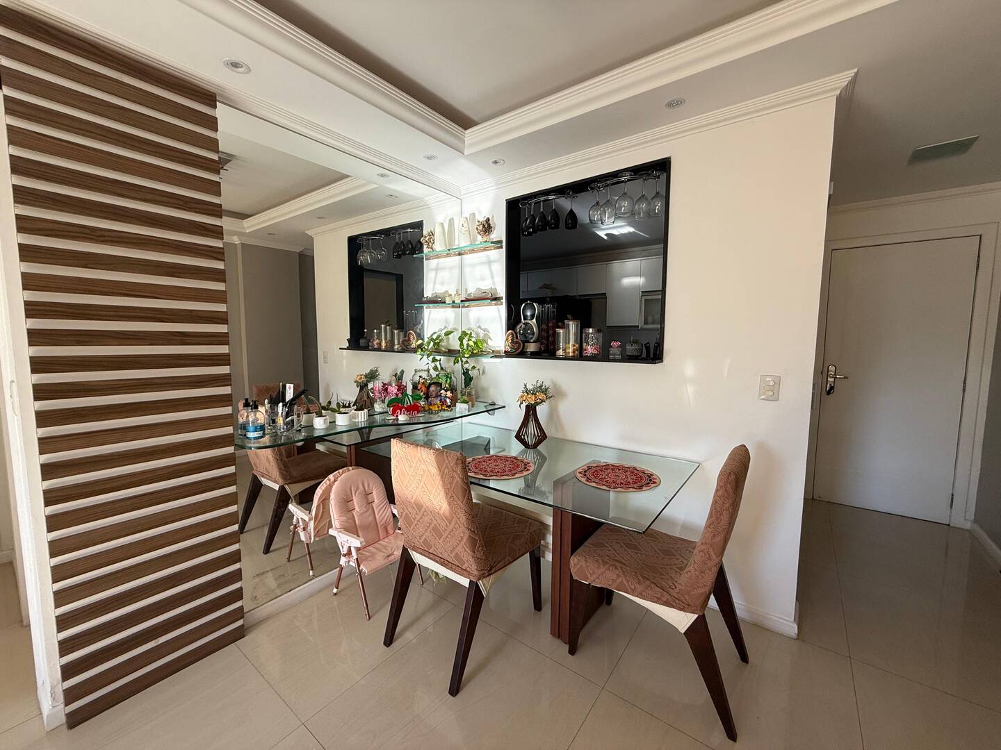 Casa para alugar com 2 quartos, 120m² - Foto 10
