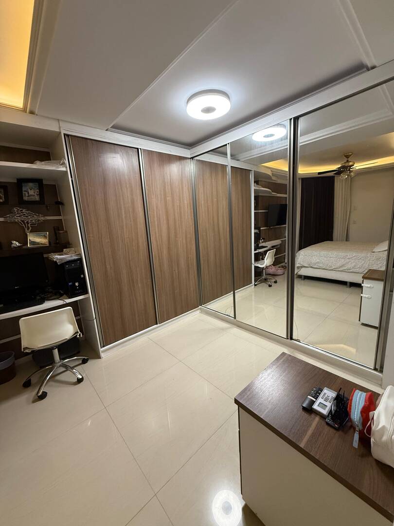 Casa para alugar com 2 quartos, 120m² - Foto 12