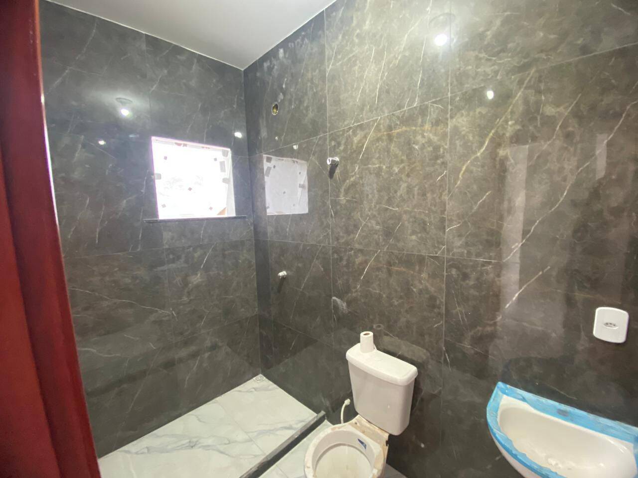 Casa à venda com 2 quartos, 54m² - Foto 10