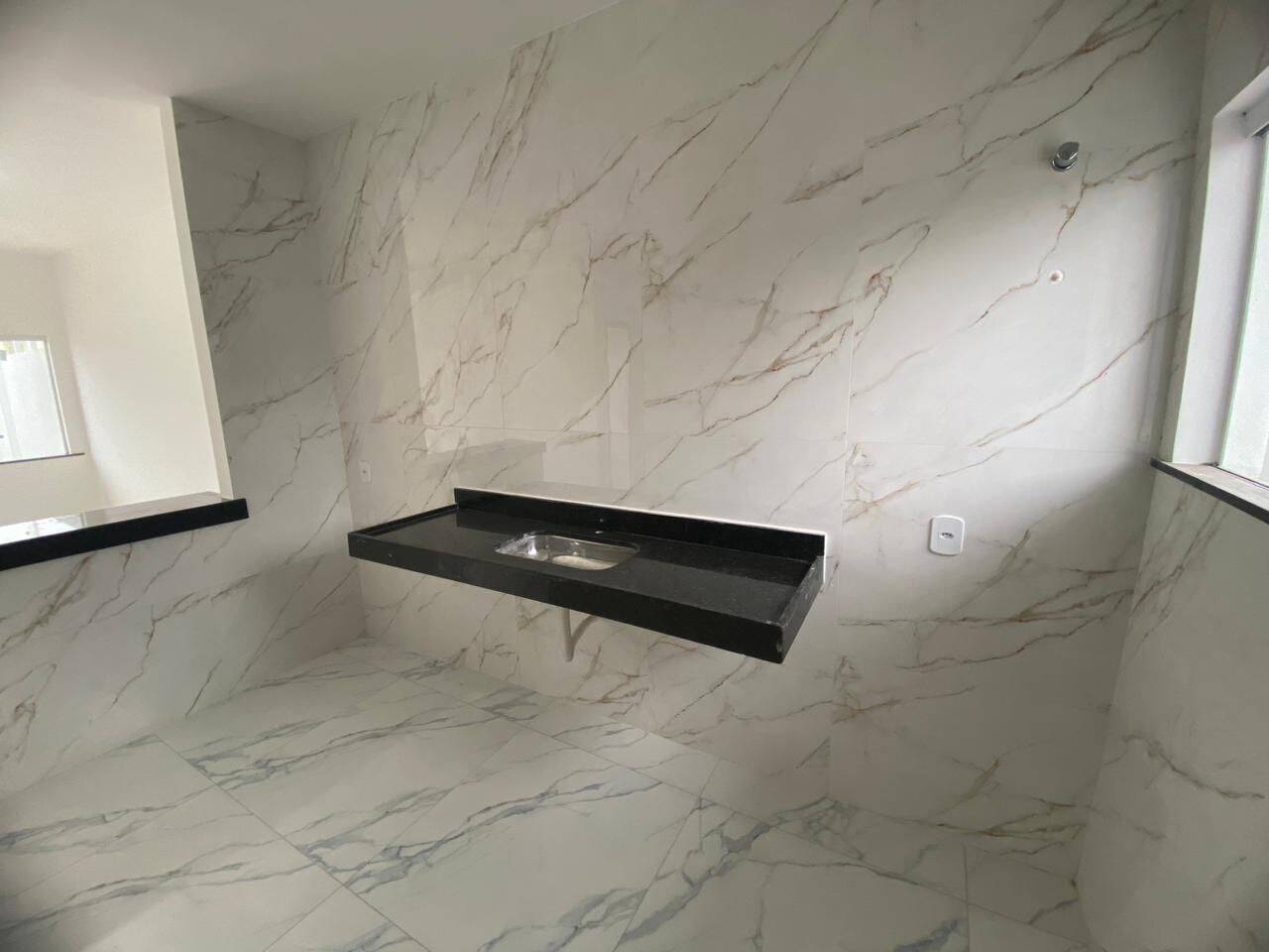 Casa à venda com 2 quartos, 54m² - Foto 7