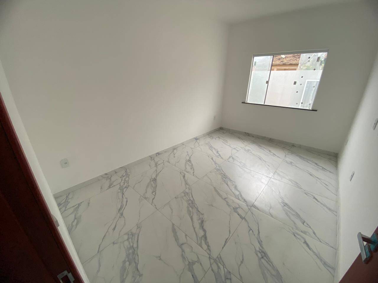Casa à venda com 2 quartos, 54m² - Foto 11