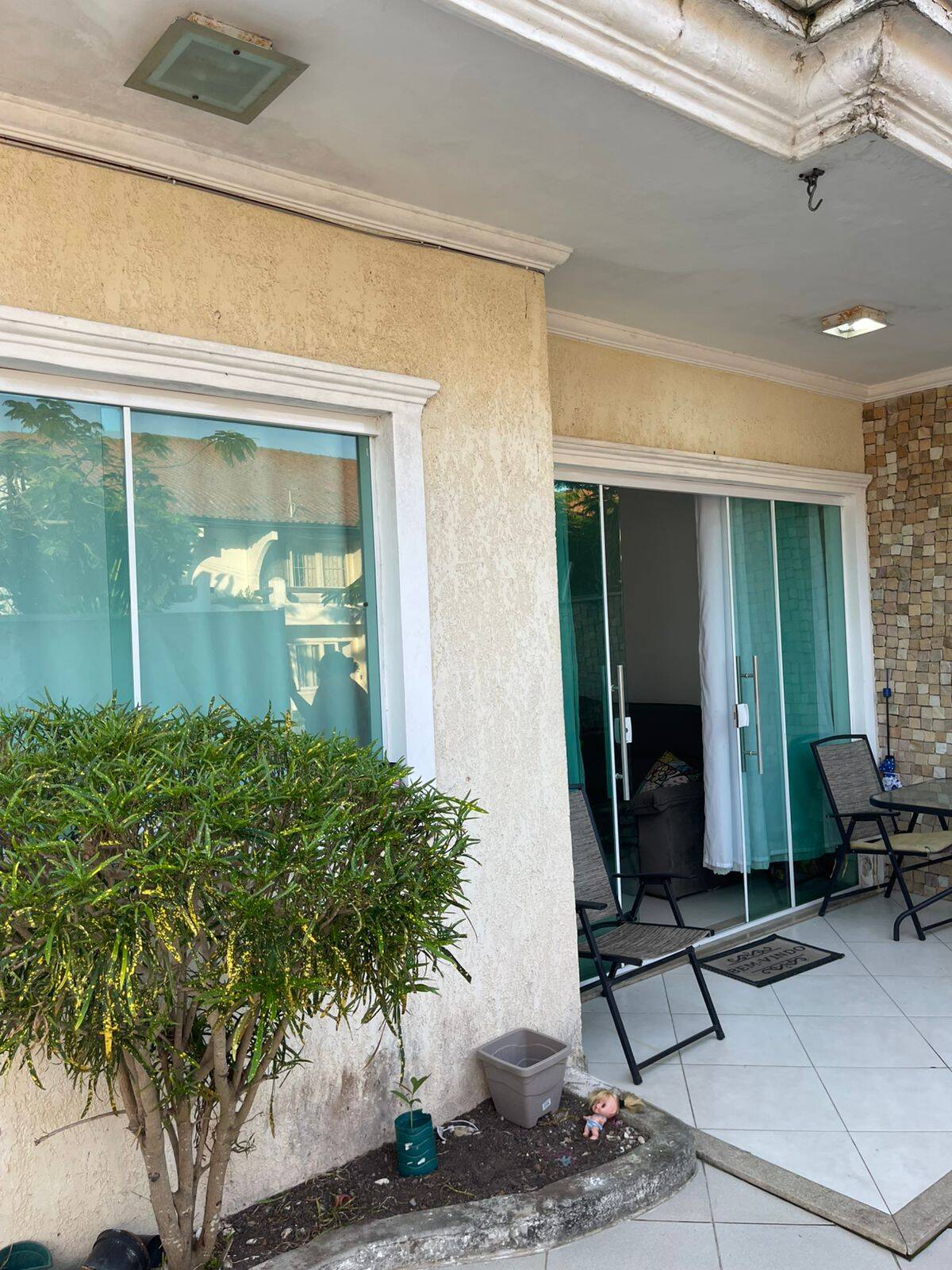Casa à venda com 3 quartos, 130m² - Foto 2