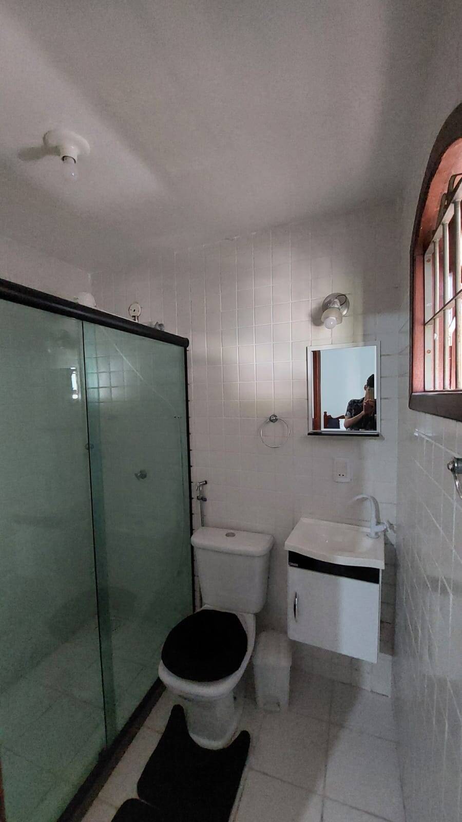 Casa para alugar com 4 quartos, 250m² - Foto 22