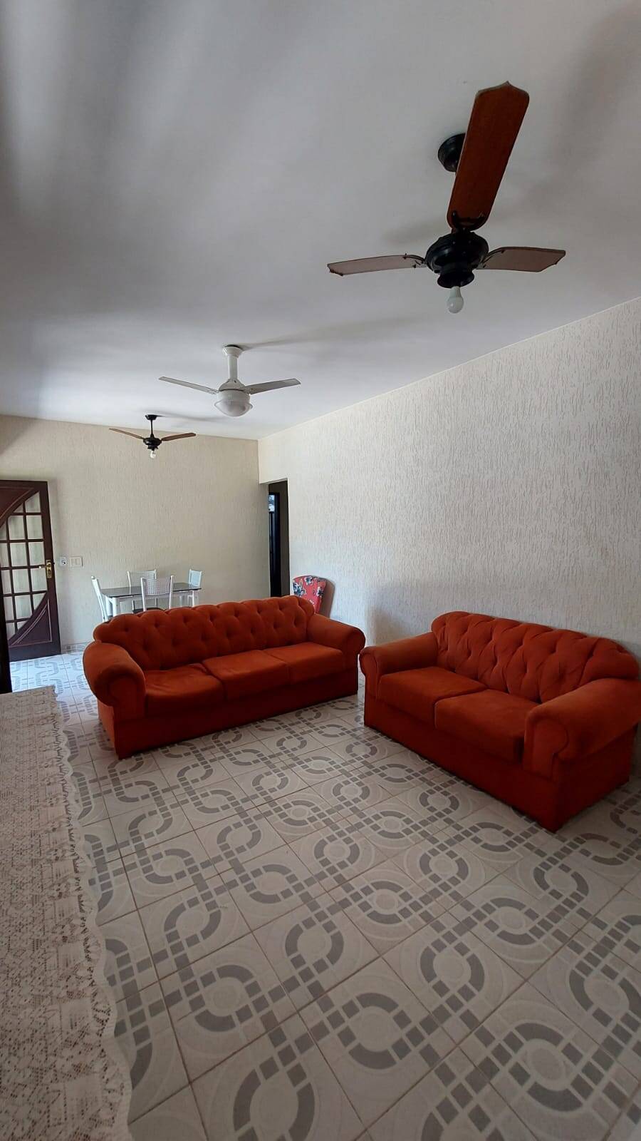 Casa para alugar com 4 quartos, 250m² - Foto 6