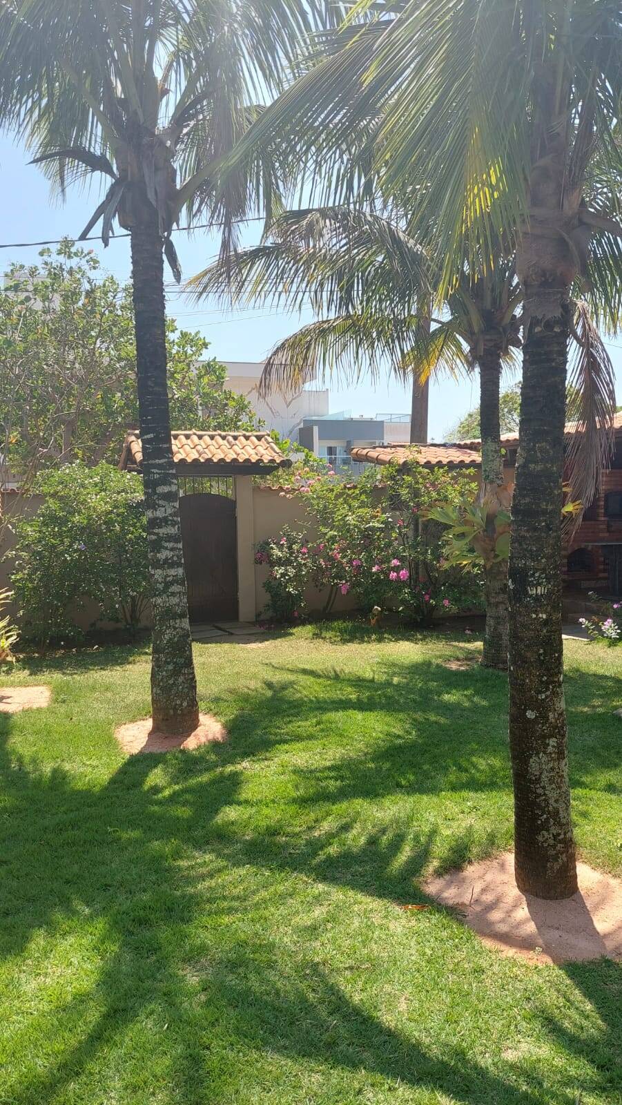 Casa para alugar com 4 quartos, 250m² - Foto 28
