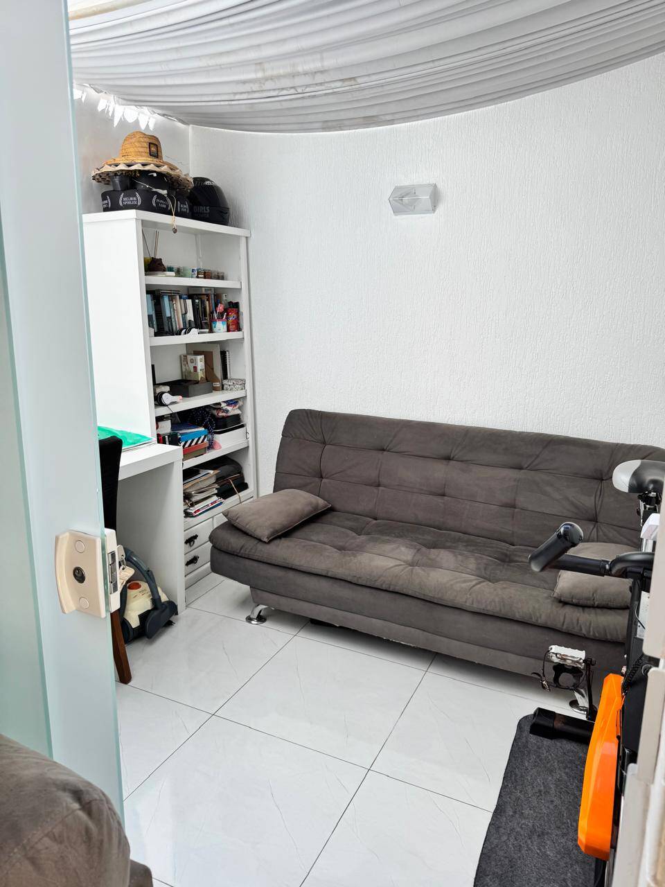 Casa à venda com 2 quartos, 89m² - Foto 2