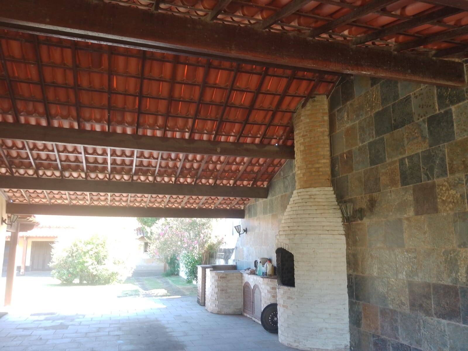 Casa à venda com 2 quartos, 90m² - Foto 11