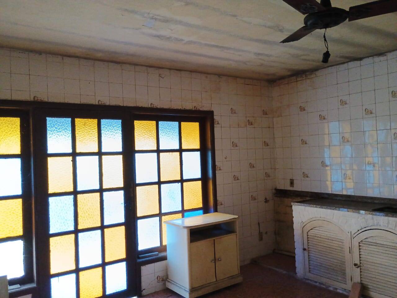 Casa à venda com 2 quartos, 90m² - Foto 14