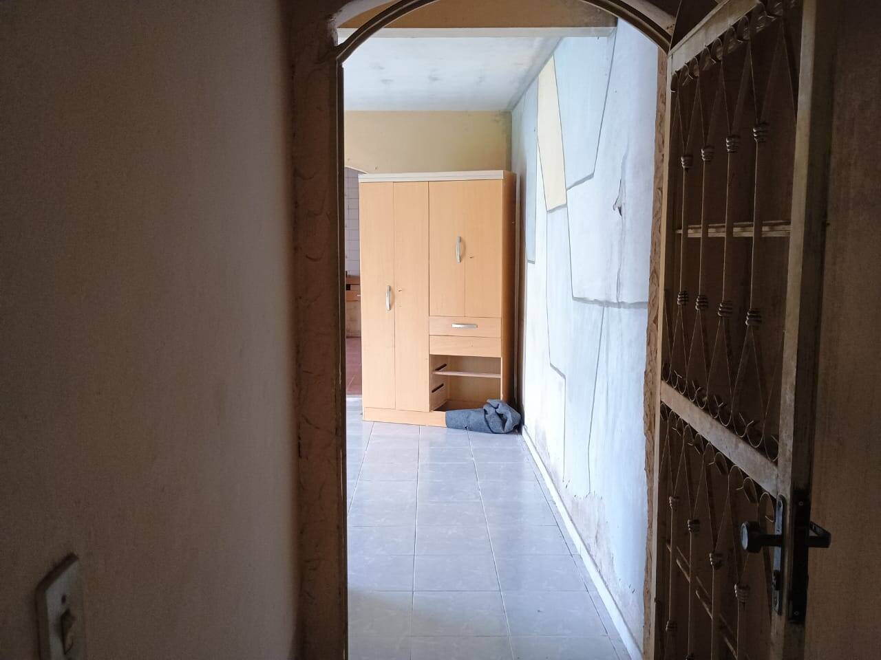 Casa à venda com 2 quartos, 90m² - Foto 17