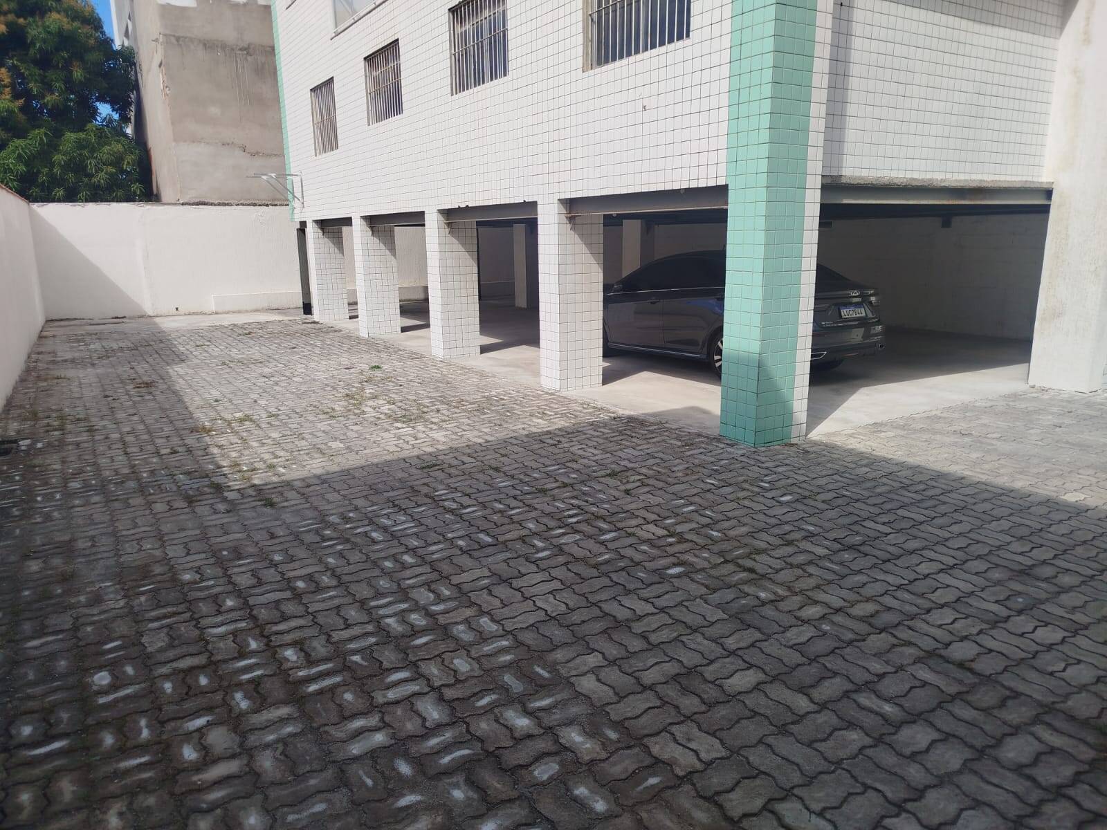 Apartamento, 2 quartos, 75 m² - Foto 2