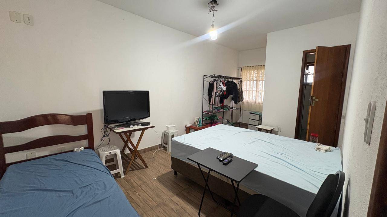 Casa, 6 quartos, 280 m² - Foto 4