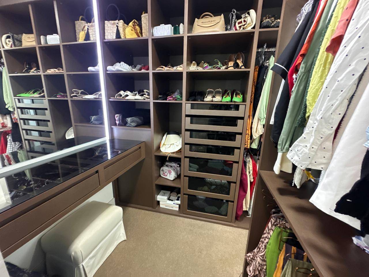 Casa, 3 quartos, 283 m² - Foto 41