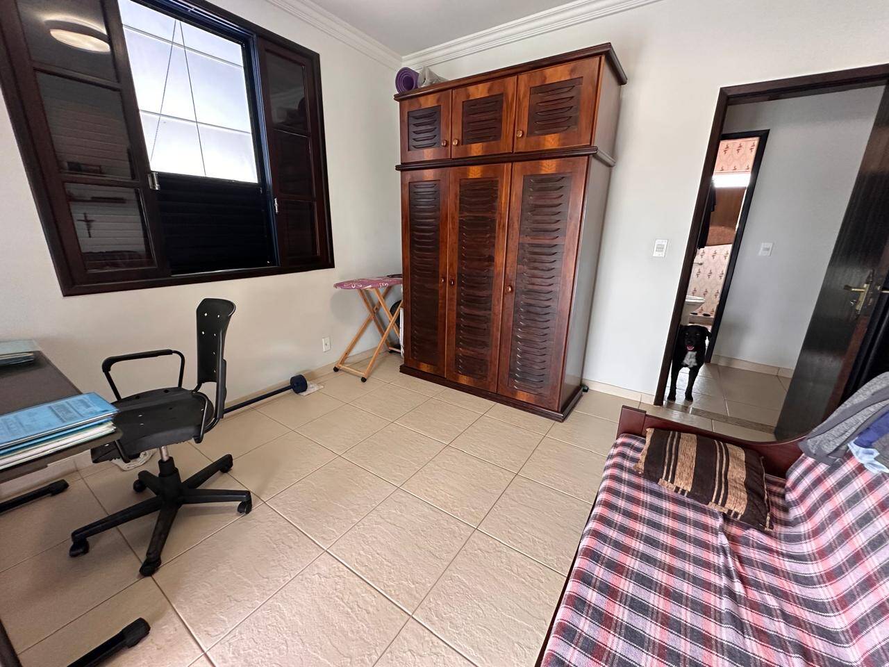 Casa, 4 quartos, 234 m² - Foto 9