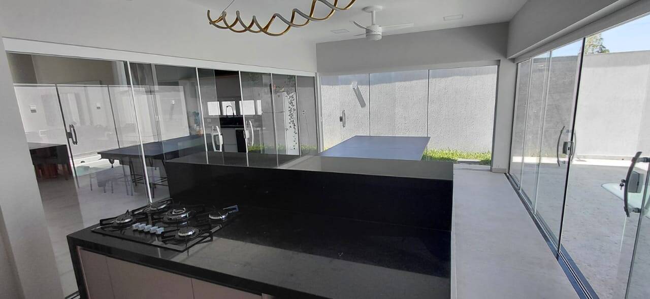Casa, 4 quartos, 258 m² - Foto 11