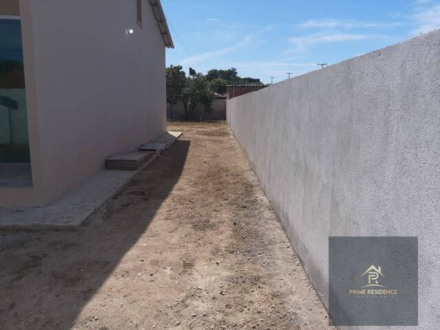 #CA0011 - Casa para Venda em Araruama - RJ