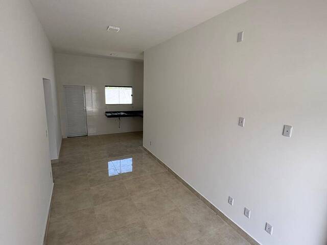 Casa para Venda em Araruama - 5