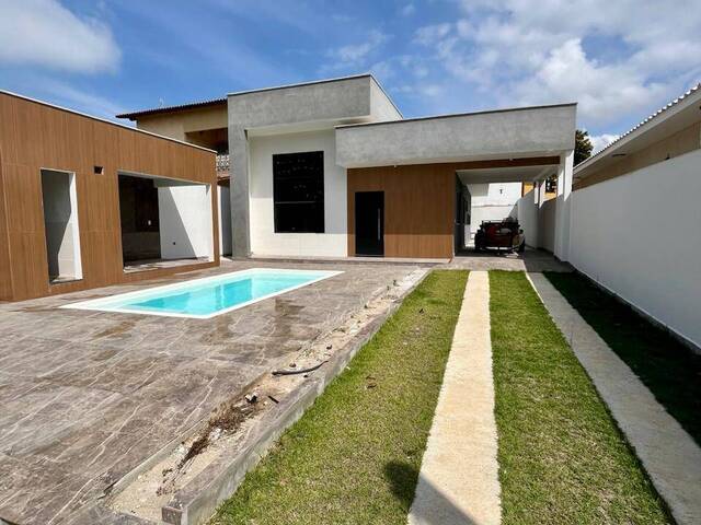 Casa para Venda em Araruama - 2