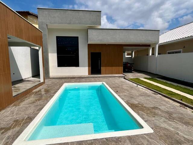Venda em Vila Capri - Araruama