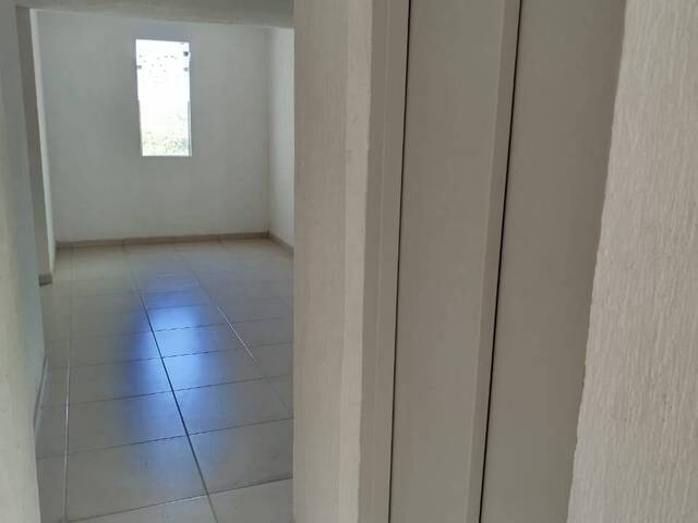 Apartamento para Venda em Rio das Ostras - 5