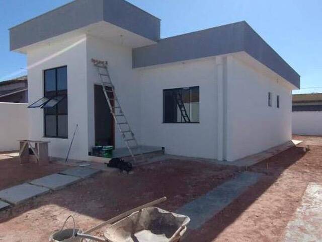 Casa para Venda em Araruama - 2