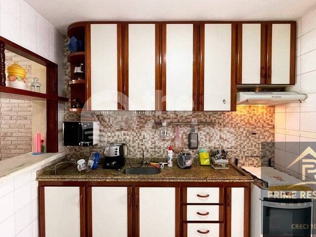 Apartamento para Venda em Cabo Frio - 5